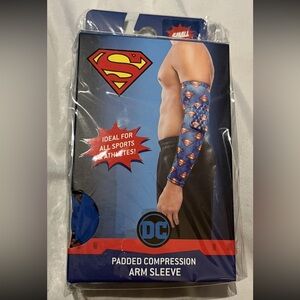 DC Comics Superman Sports Padded Compression Arm Sleeve - Small